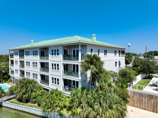 $1,350,000 | 602 Harbor Boulevard, Unit 301, Destin, FL 32541