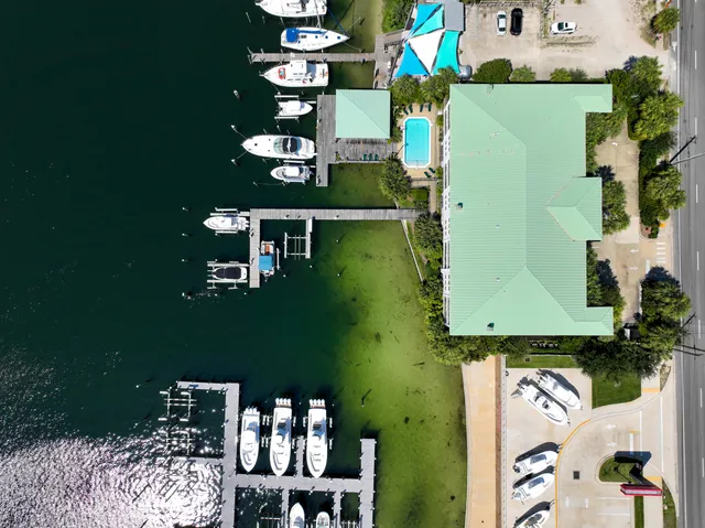 $1,350,000 | 602 Harbor Boulevard, Unit 301, Destin, FL 32541