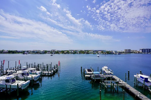 $1,350,000 | 602 Harbor Boulevard, Unit 301, Destin, FL 32541