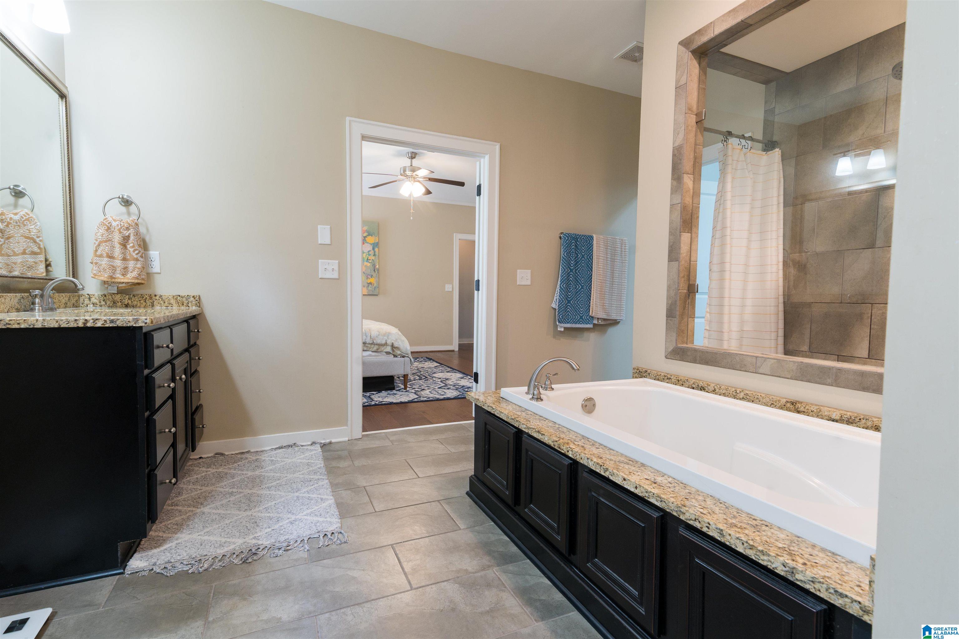 2512 Montauk Road Hoover, AL 35226 - Photo 27 of 44
