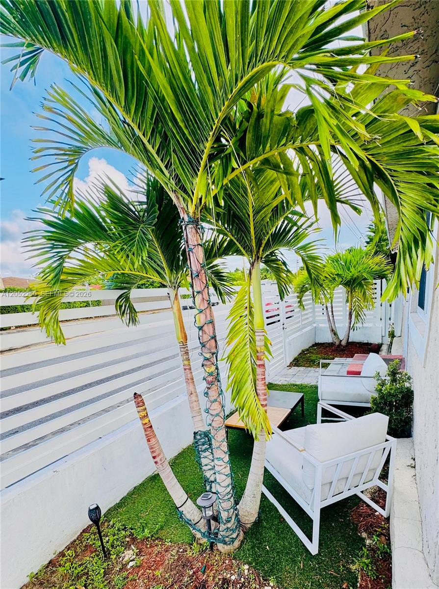 1520 Southwest 22nd Avenue Miami, FL 33145 - Photo 3 of 25