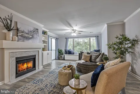 $300,000 | 20408 Shore Harbour Drive, Unit 5C, Germantown, MD 20874