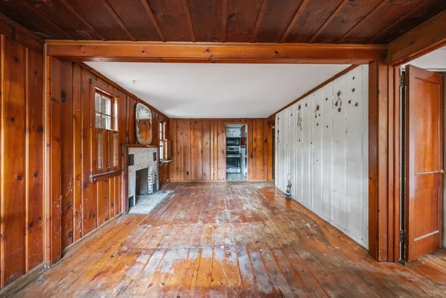 $199,900 | 218 Griffin Road, Suffield, CT 06093