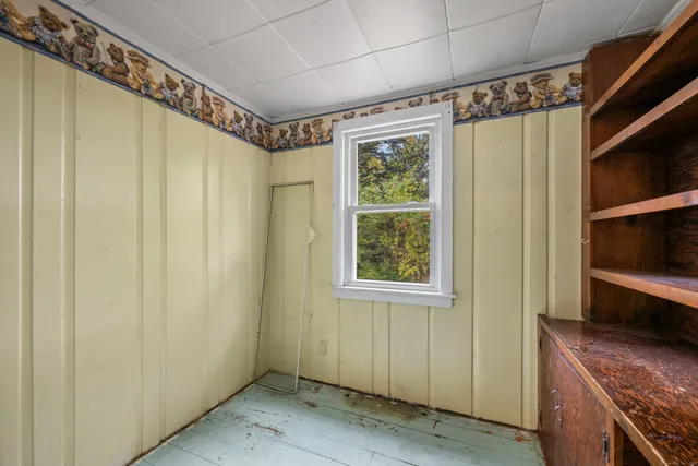 $199,900 | 218 Griffin Road, Suffield, CT 06093