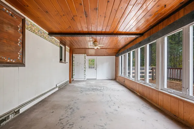 $199,900 | 218 Griffin Road, Suffield, CT 06093