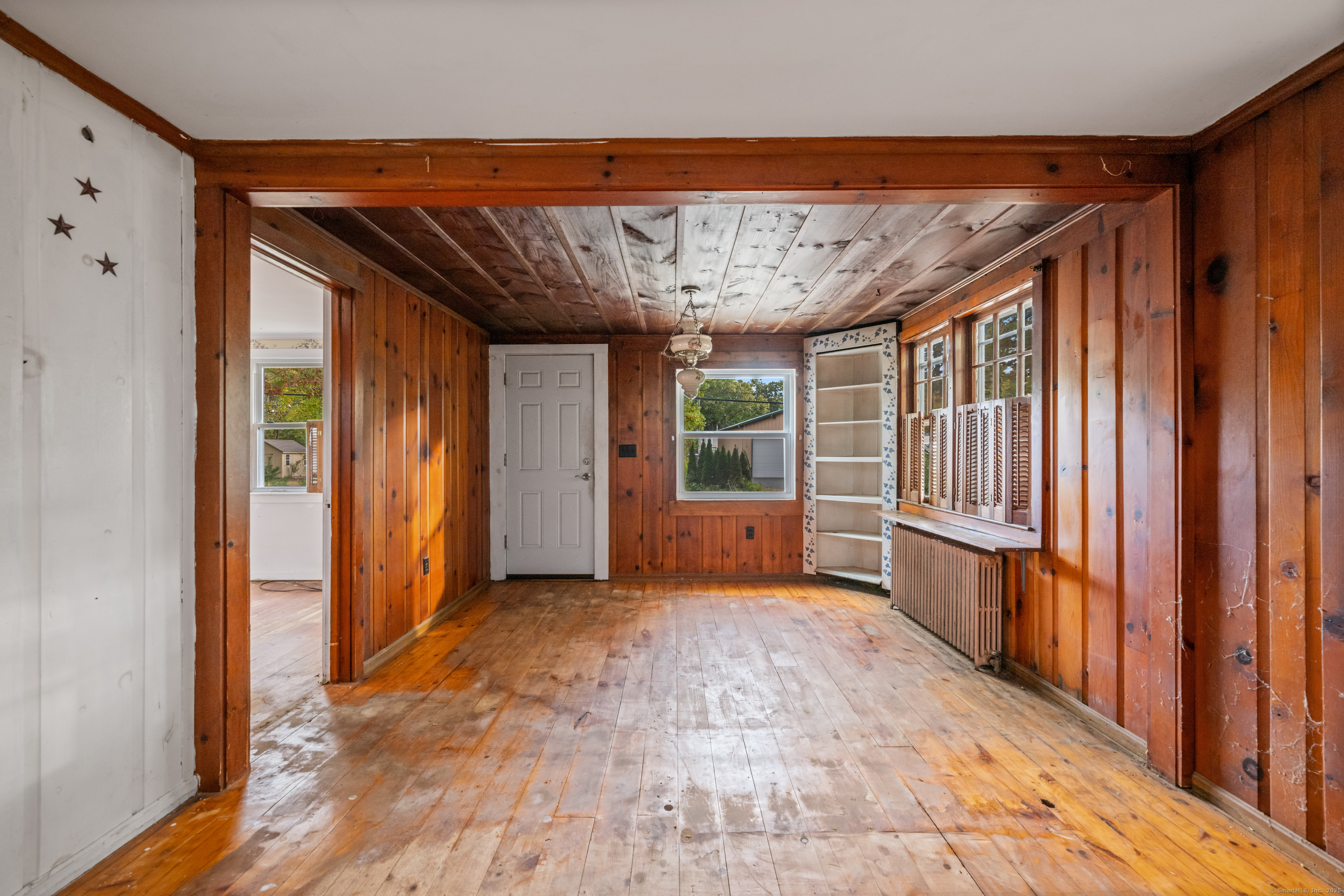 218 Griffin Road Suffield, CT 06093 - Photo 9 of 34