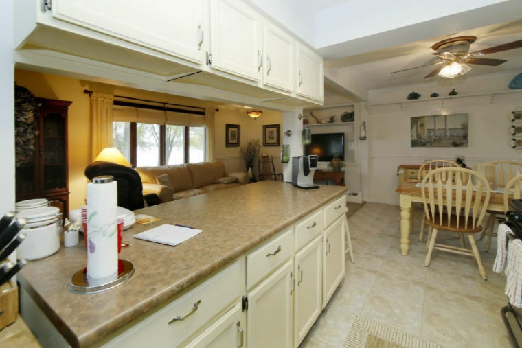 60701 Bert Road Colon, MI 49040 - Photo 10 of 23 14058060_09