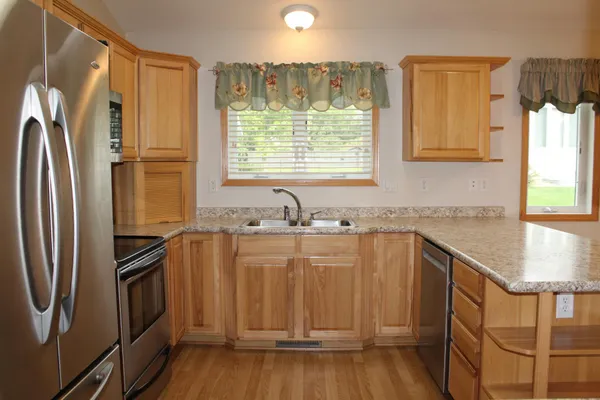 $319,900 | 761 Seven Pines Street, Alexandria, MN 56308