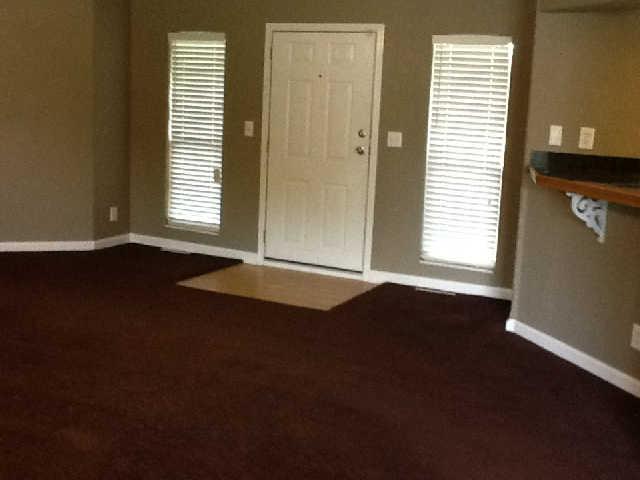5120 North Lamar Road Mount Juliet, TN 37122 - Photo 5 of 6 Living Room to Front Door and Kitchen Pass Through