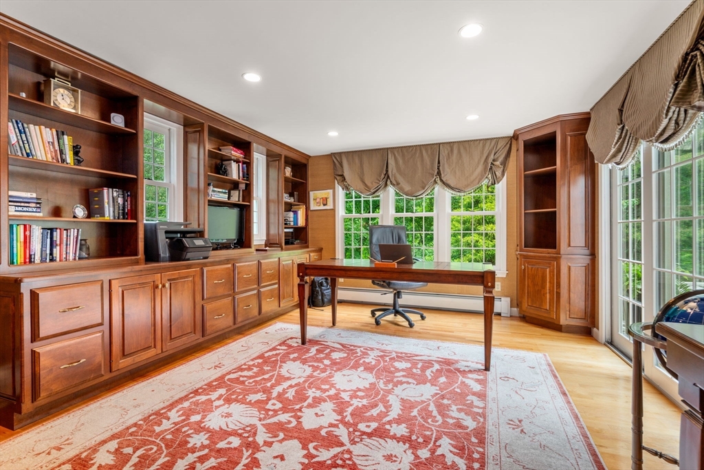 40 Bubbling Brook Road Walpole, MA 02081 - Photo 18 of 39 Gallery Image 18