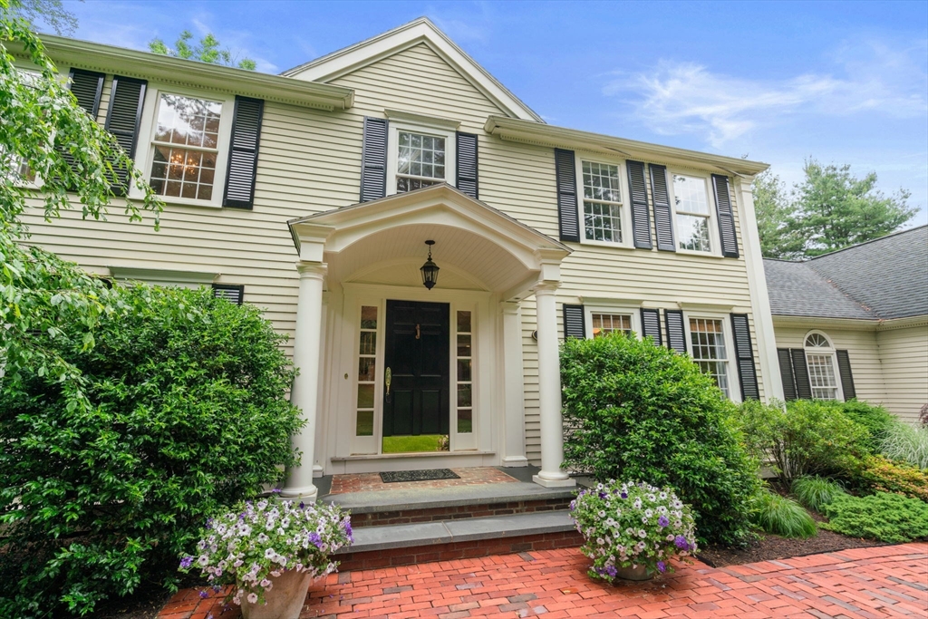 40 Bubbling Brook Road Walpole, MA 02081 - Photo 2 of 39 Gallery Image 2