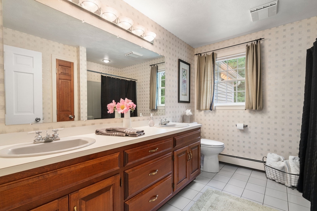 40 Bubbling Brook Road Walpole, MA 02081 - Photo 29 of 39 Gallery Image 29