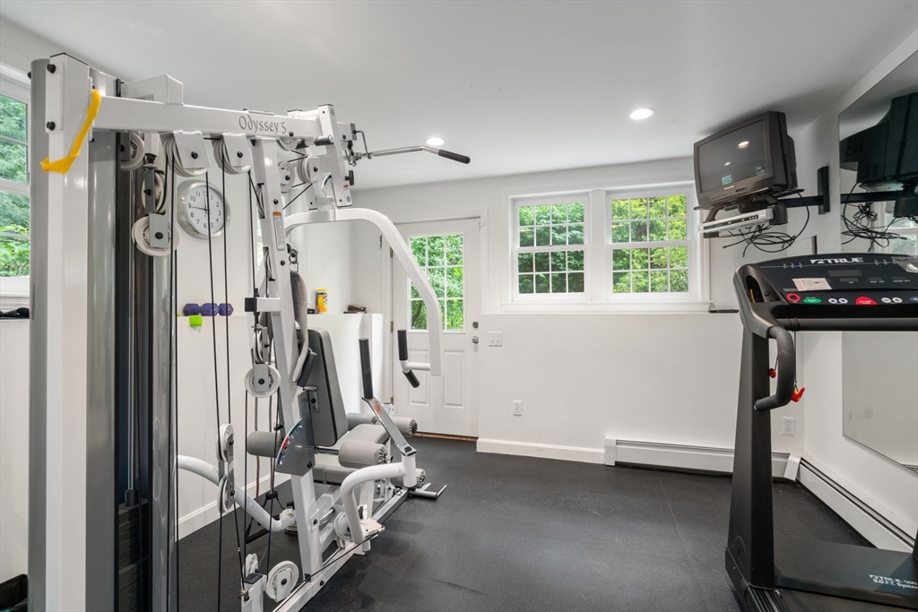 40 Bubbling Brook Road Walpole, MA 02081 - Photo 35 of 39 Gallery Image 35