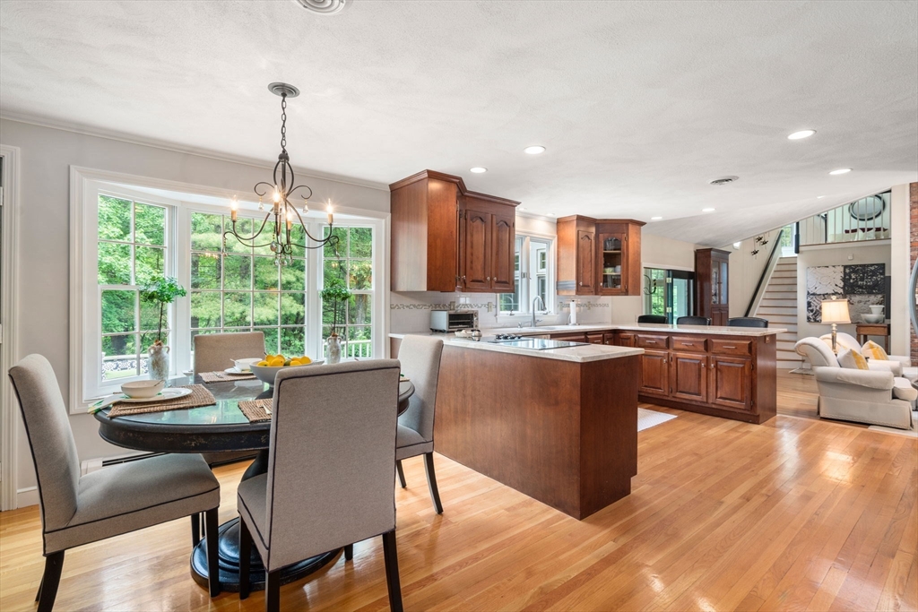 40 Bubbling Brook Road Walpole, MA 02081 - Photo 10 of 39 Gallery Image 10