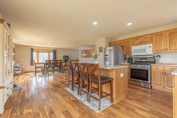 $750,000 | 3109 Ivory Street, Mora, MN 55051