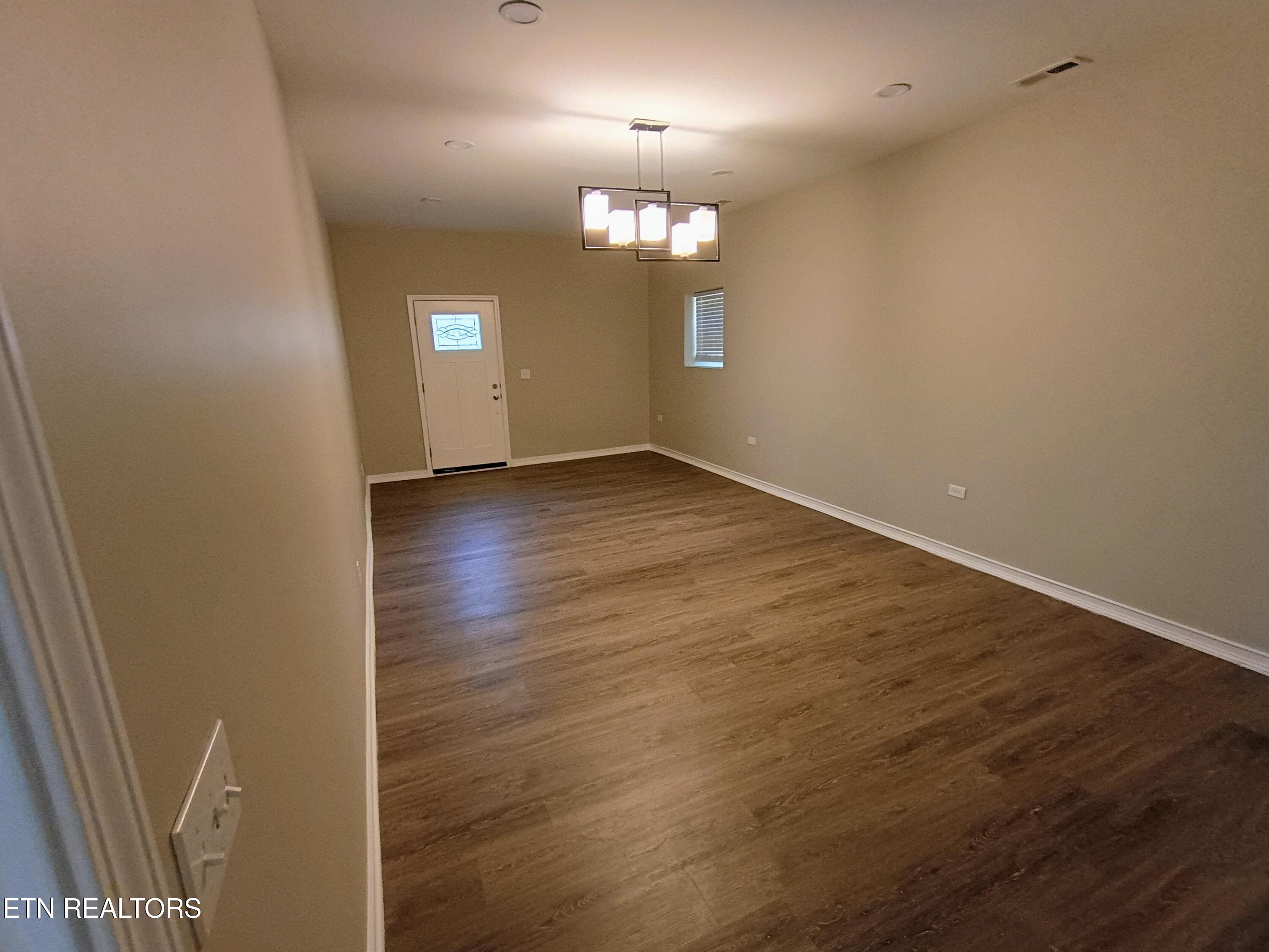 9815 East Brainerd Road Ooltewah, TN 37363 - Photo 18 of 39 Master Bedroom