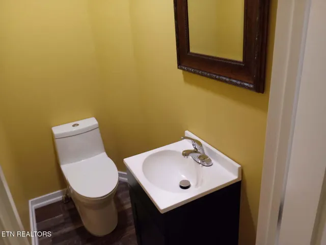 $549,900 | 9815 East Brainerd Road, Ooltewah, TN 37363