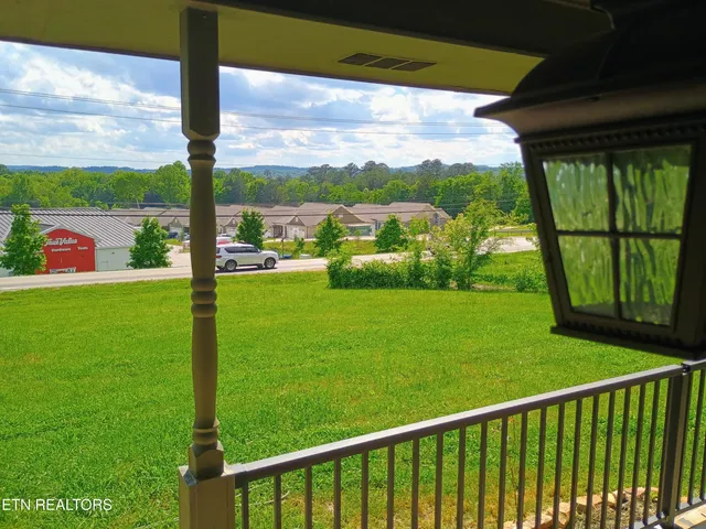 $549,900 | 9815 East Brainerd Road, Ooltewah, TN 37363