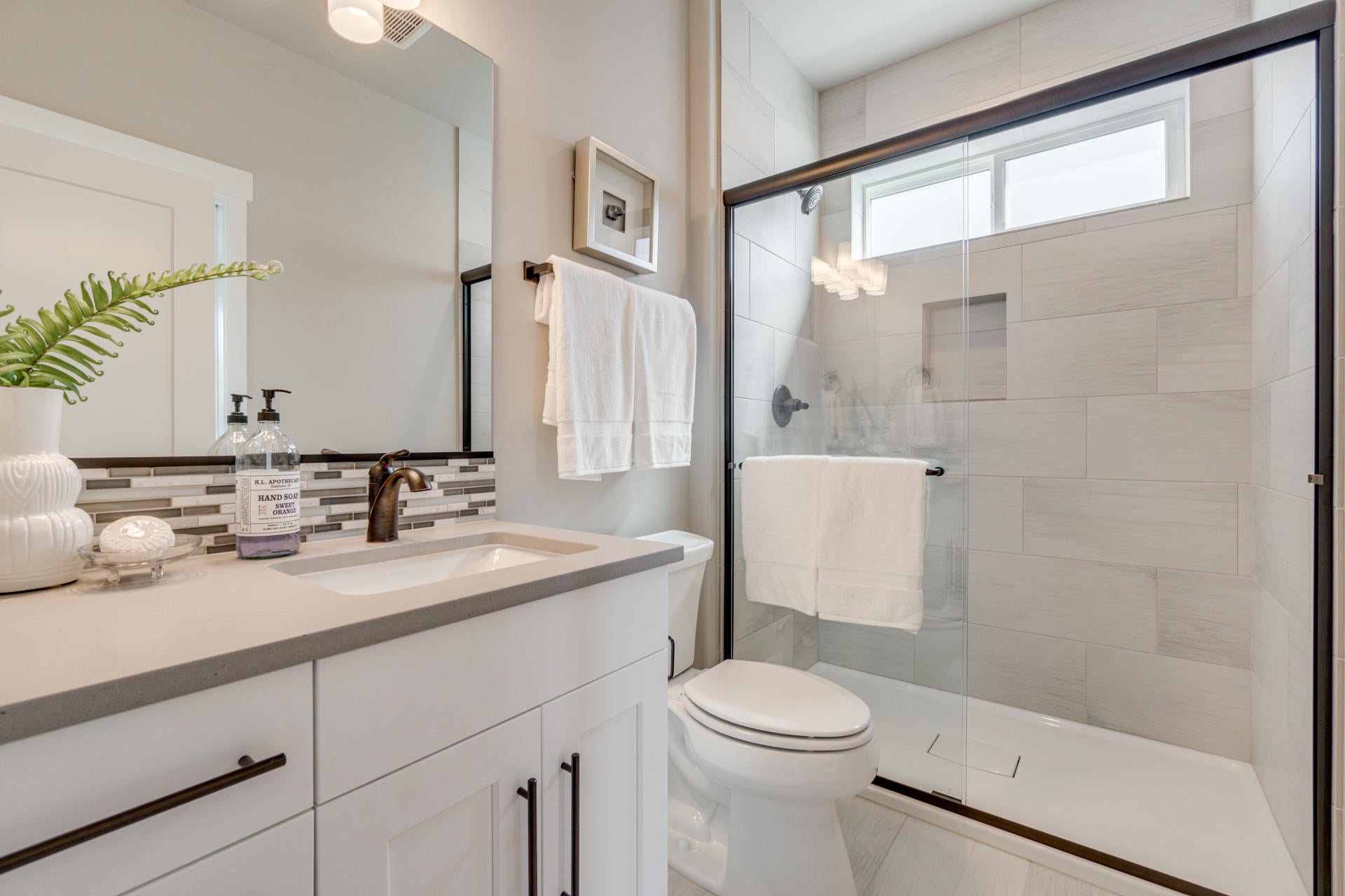 3064 Northwest Hidden Rdg Drive Bend, OR 97703 - Photo 20 of 28 Photos are of like model