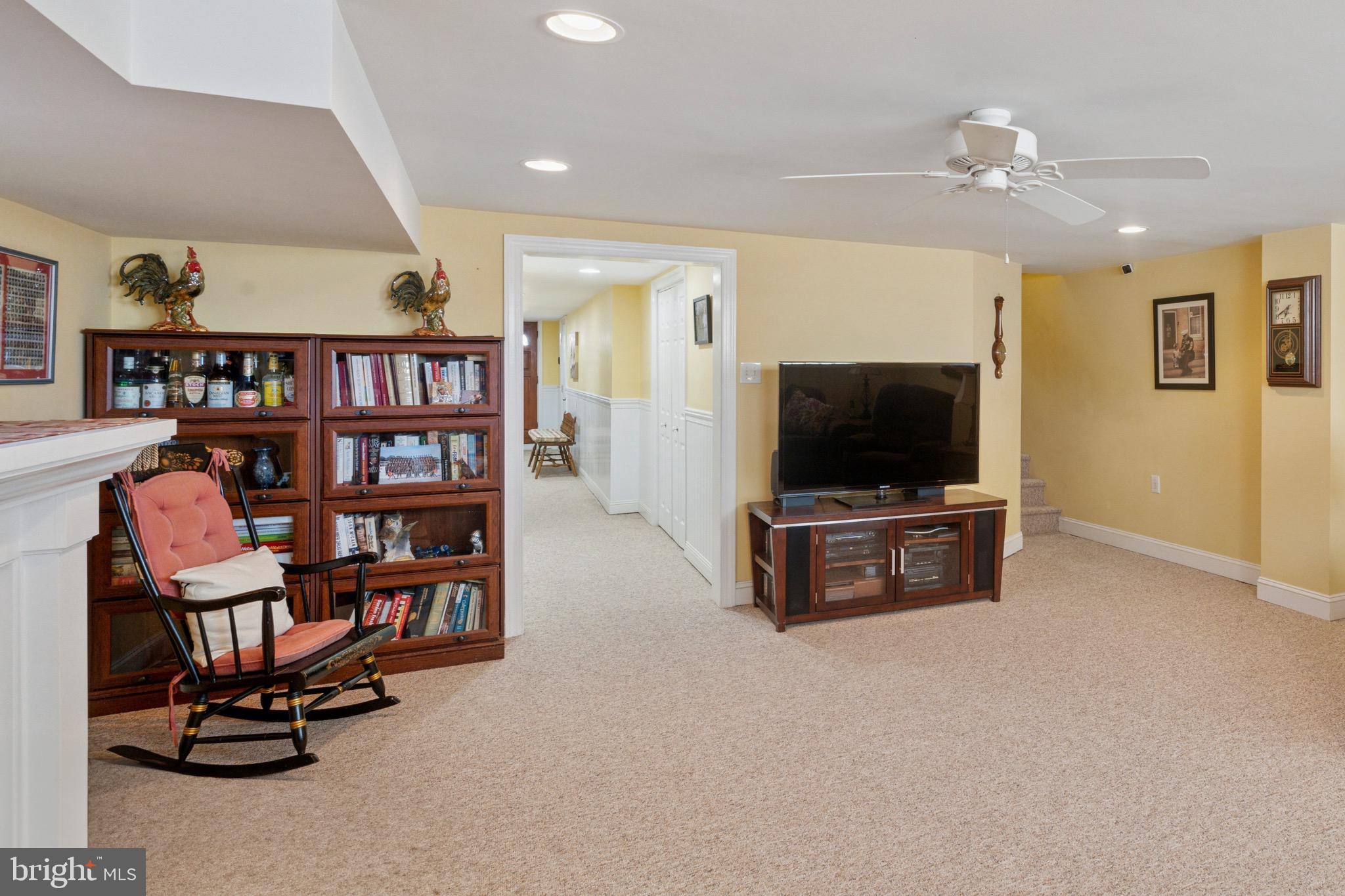 7026 Crease Lane Philadelphia, PA 19128 - Photo 30 of 41 a living room with furniture and a flat screen tv