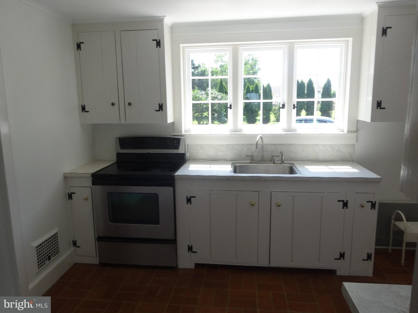1018 Bridge Road Collegeville, PA 19426 - Photo 11 of 25 Gallery Image 11