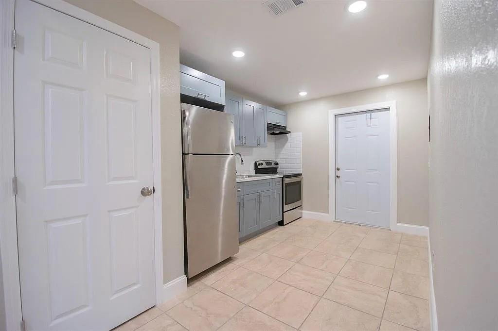 508 North 23rd Street Fort Pierce, FL 34950 - Photo 6 of 13 Photo 6