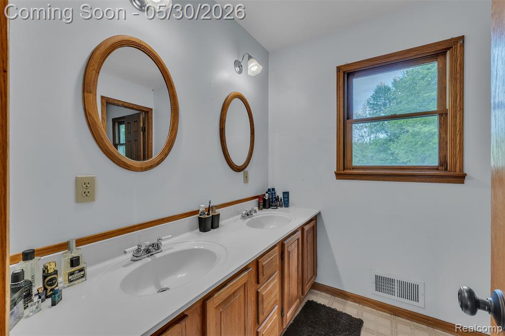 1345 Ives Road Mason, MI 48854 - Photo 33 of 92