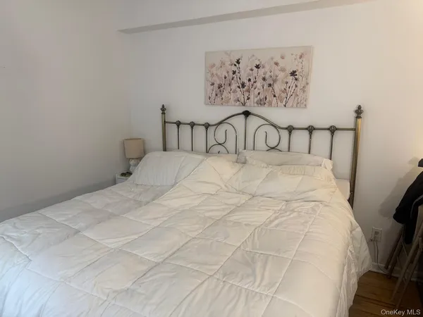 $2,850 | 601 Chestnut Street, Unit A21, Cedarhurst, NY 11516