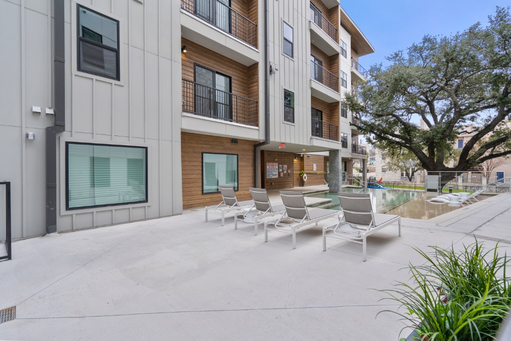 2500 Longview Street, Unit 105 Austin, TX 78705 - Photo 17 of 24