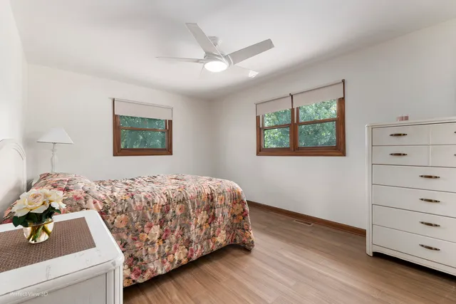 $460,000 | 10562 South 84th Avenue, Palos Hills, IL 60465