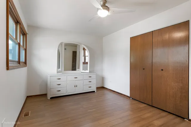 $460,000 | 10562 South 84th Avenue, Palos Hills, IL 60465