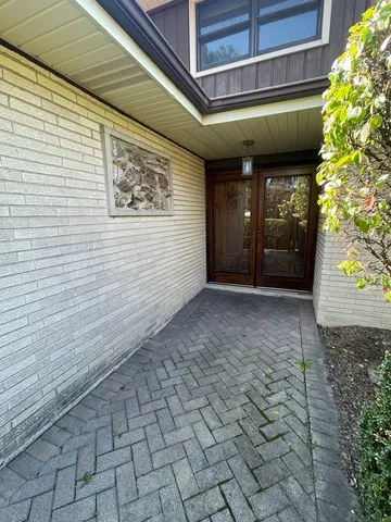 $460,000 | 10562 South 84th Avenue, Palos Hills, IL 60465