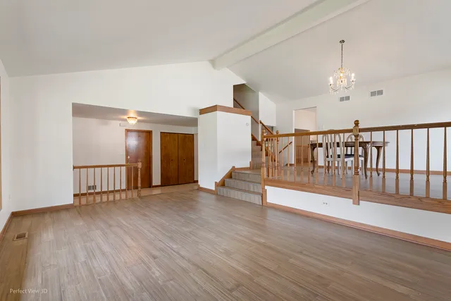 $460,000 | 10562 South 84th Avenue, Palos Hills, IL 60465