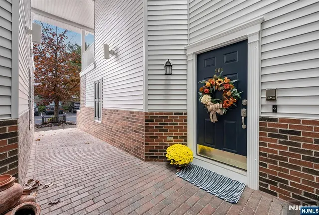 a view of a outdoor space