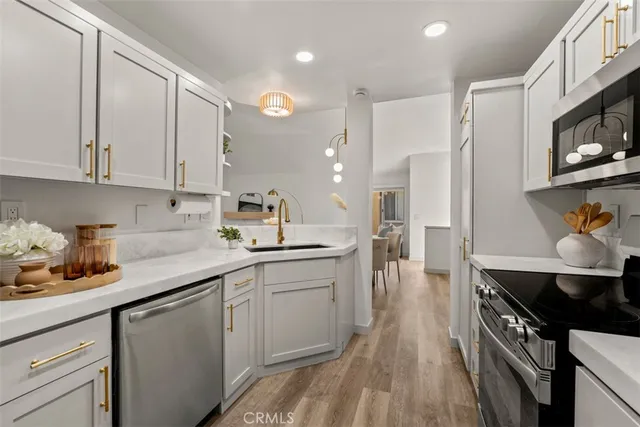 $1,198,000 | 93 Lehigh Aisle, Irvine, CA 92612