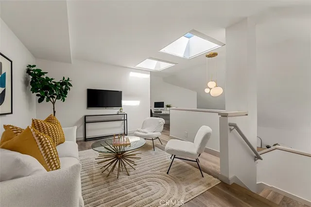 $1,198,000 | 93 Lehigh Aisle, Irvine, CA 92612