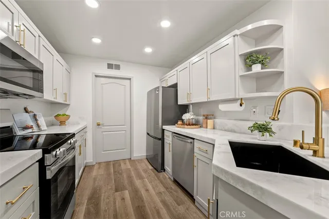 $1,198,000 | 93 Lehigh Aisle, Irvine, CA 92612