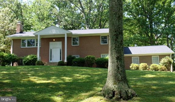6236 Belleair Road Burke, VA 22015 - Photo 1 of 12 Front exterior