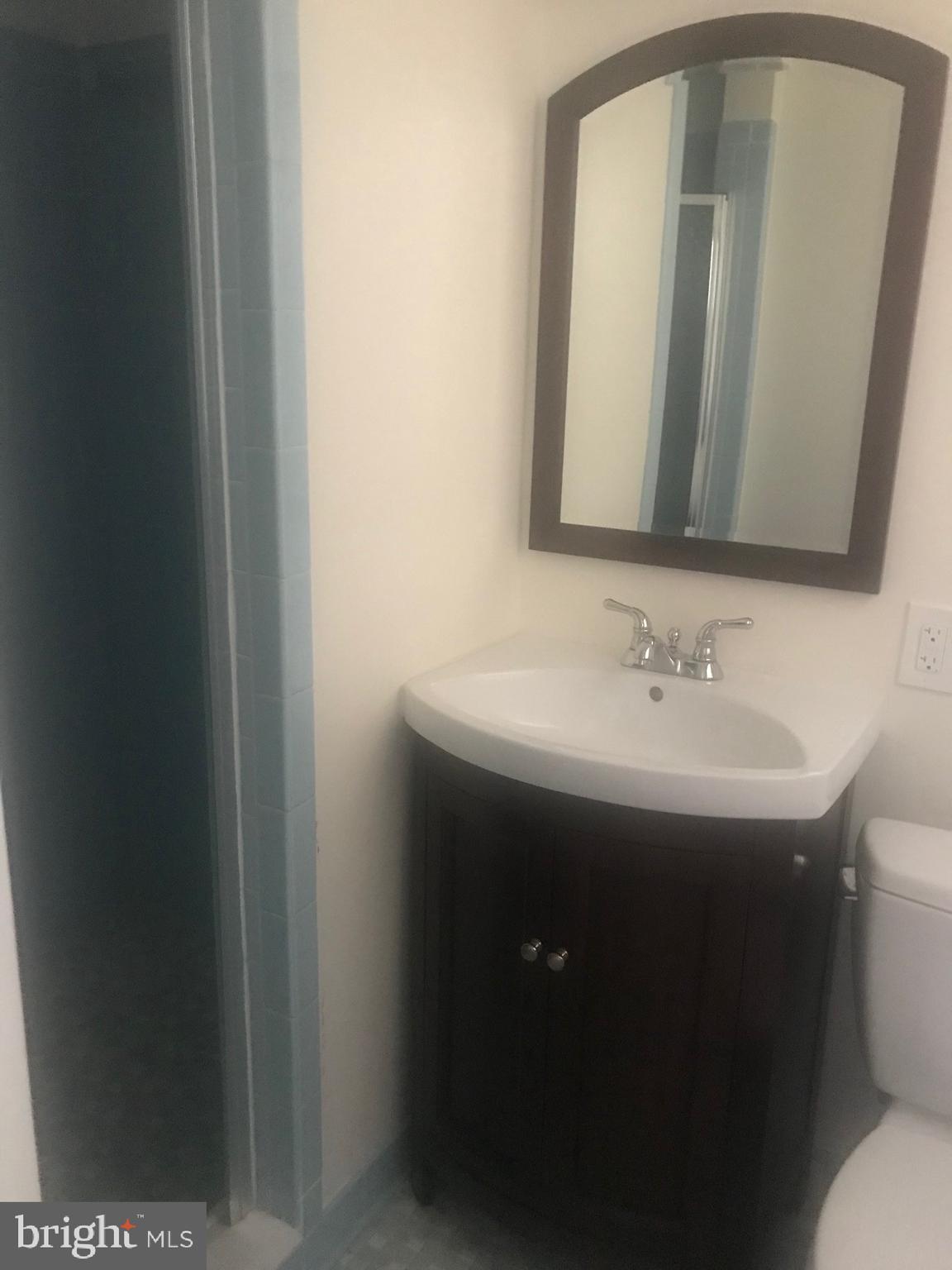 6236 Belleair Road Burke, VA 22015 - Photo 3 of 12 Powder room