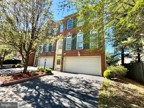 $724,995 | 8058 Samuel Wallis Street, Lorton, VA 22079