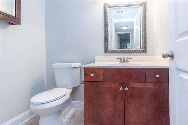 2657 Lenox Road Northeast, Unit P216 Atlanta, GA 30324 - Photo 20 of 25