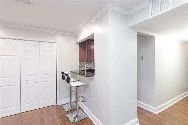 2657 Lenox Road Northeast, Unit P216 Atlanta, GA 30324 - Photo 8 of 25