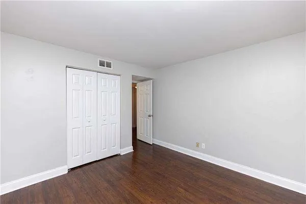$1,850 | 2657 Lenox Road Northeast, Unit P216, Atlanta, GA 30324