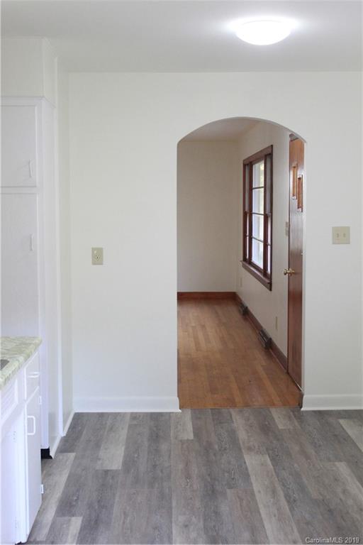 83 Spooks Branch Road Asheville, NC 28804 - Photo 2 of 26 Gallery Image 2