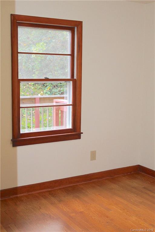 83 Spooks Branch Road Asheville, NC 28804 - Photo 12 of 26 Gallery Image 12