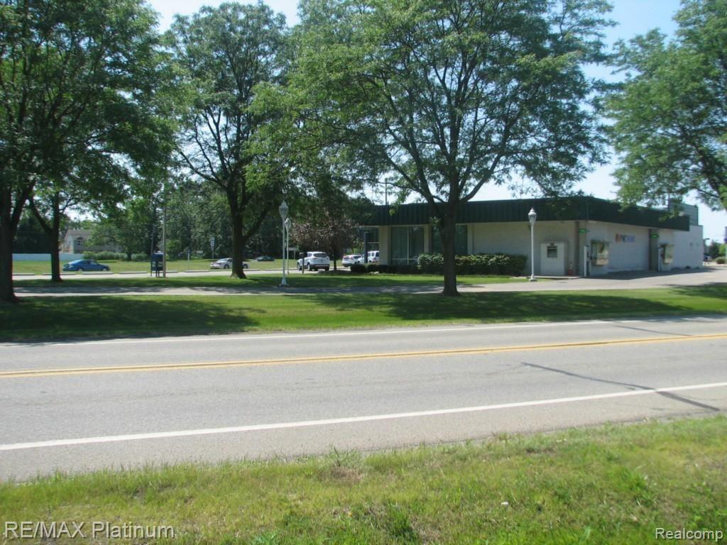 44450 Geddes Road Canton, MI 48188 - Photo 11 of 49 Geddes rd 010.jpg