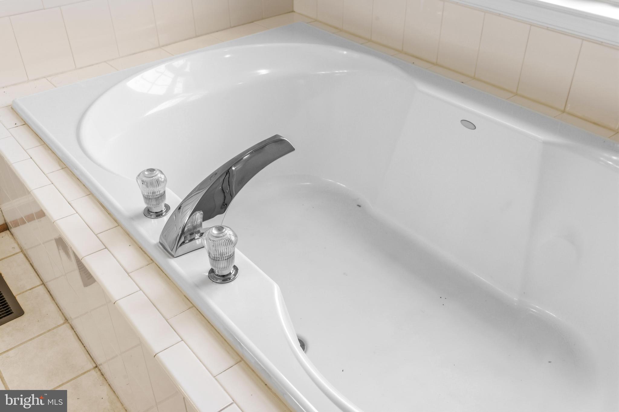 9001 Hines Road Baltimore, MD 21234 - Photo 29 of 51