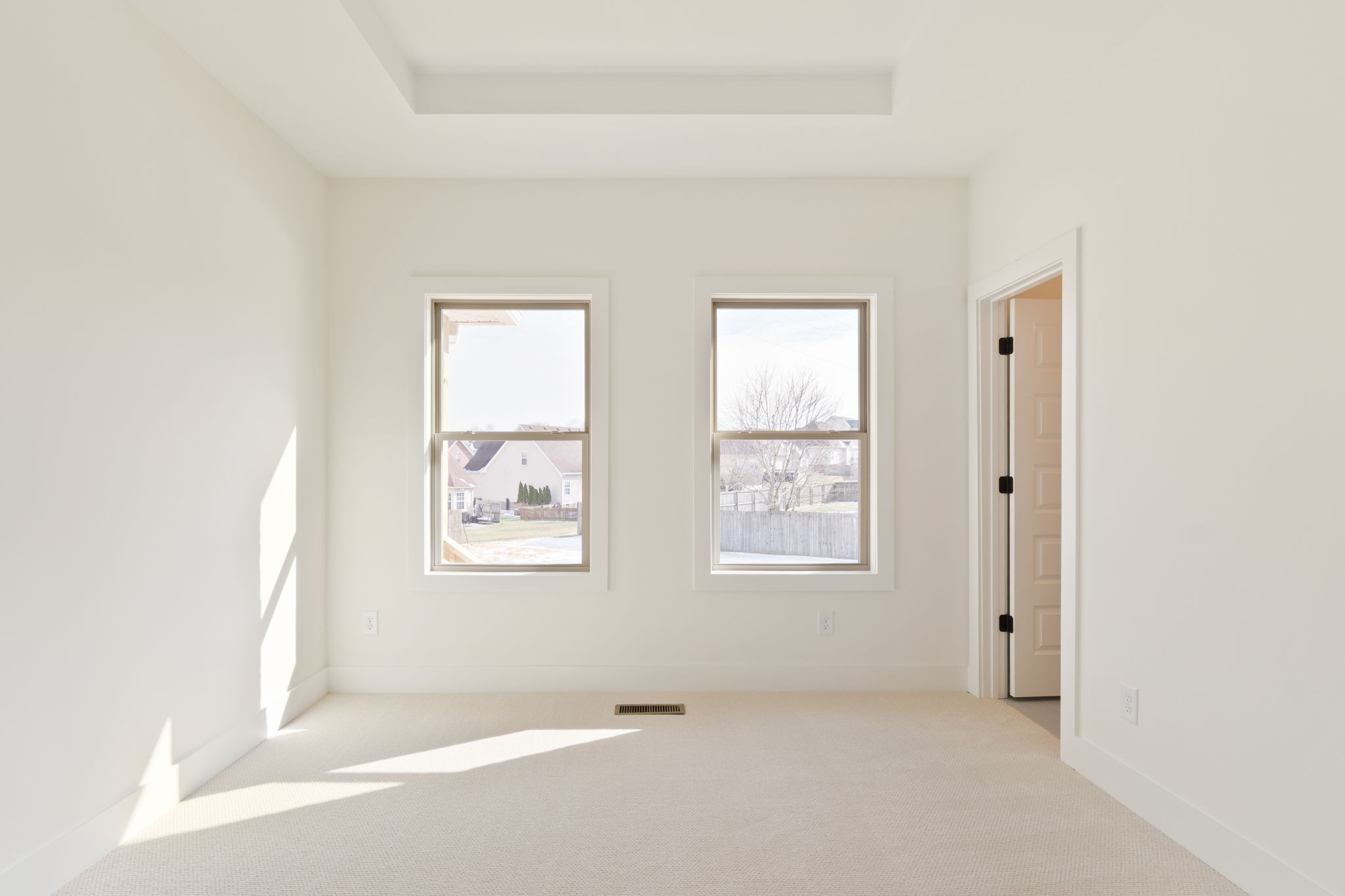 1004 Pheasant Court Spring Hill, TN 37174 - Photo 17 of 22 an empty room with windows