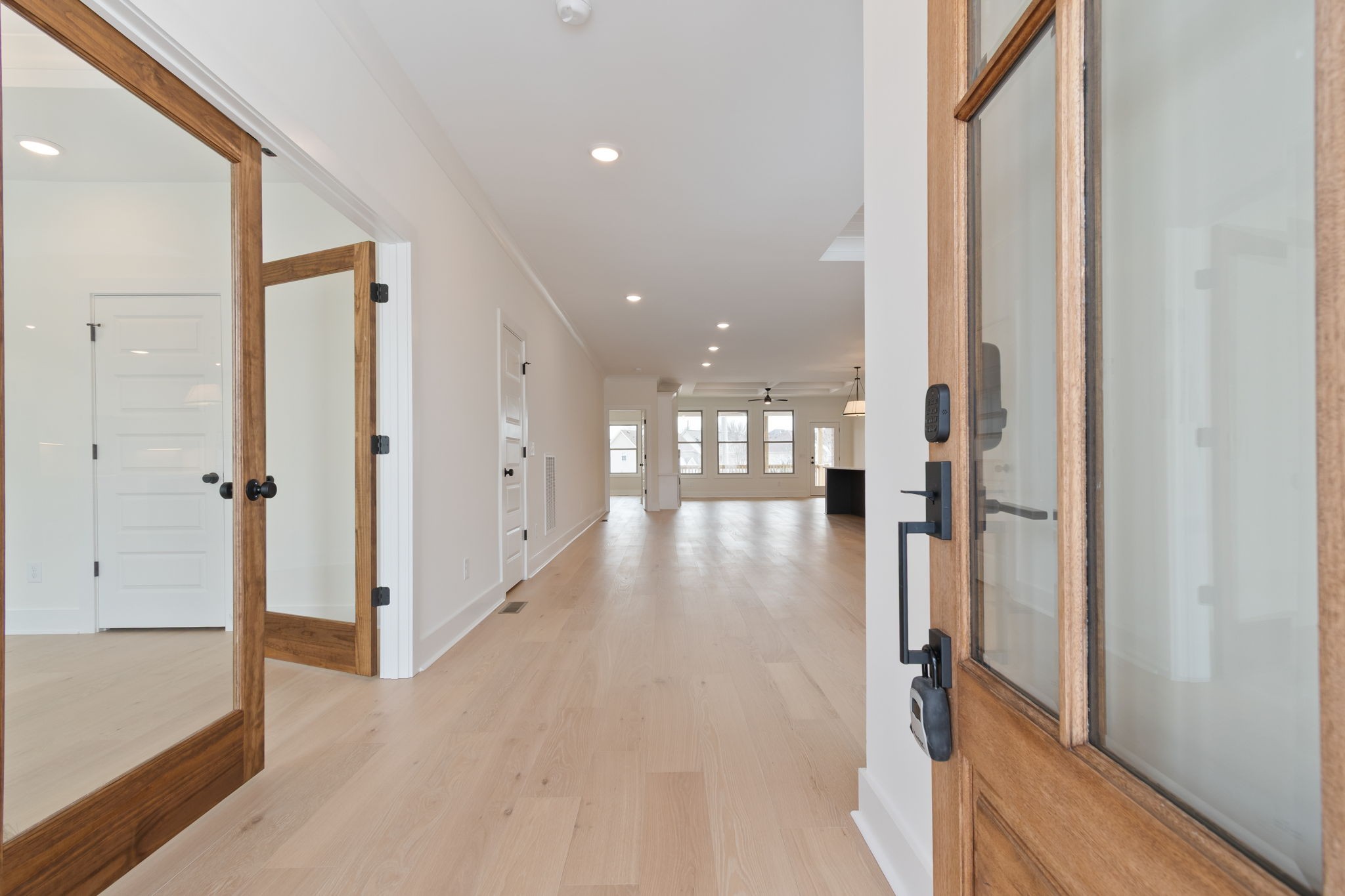 1004 Pheasant Court Spring Hill, TN 37174 - Photo 2 of 22 a view of gallery with wooden floor