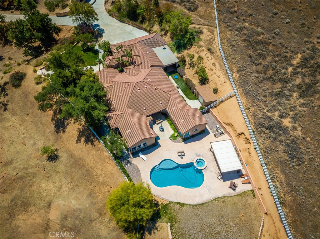 9609 Equestrian Drive Riverside, CA 92503 - Photo 33 of 41